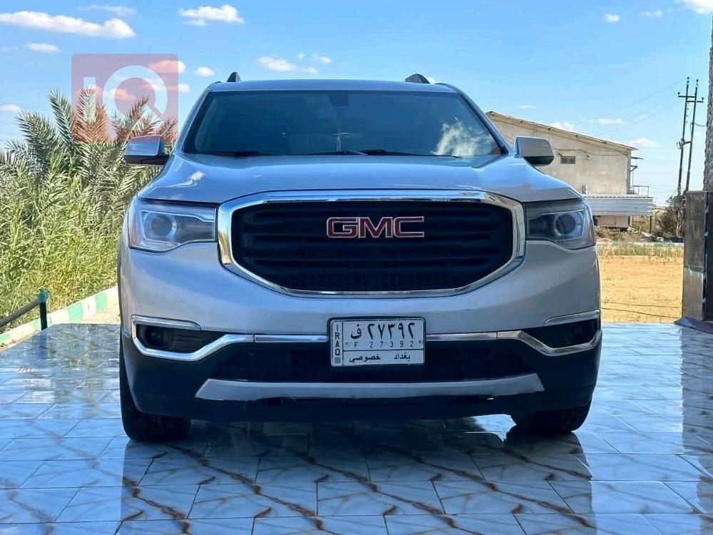 GMC Acadia